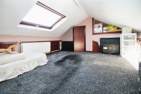 12 Botany Avenue, Bradford, BD2 1EU
