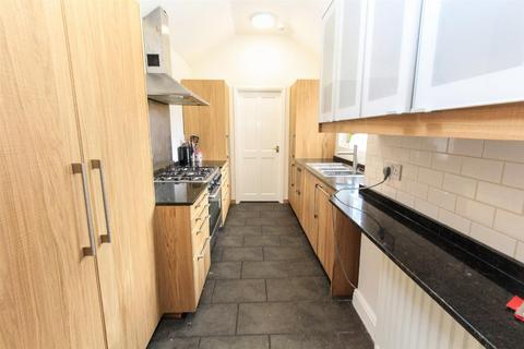 6 bedroom terraced house to rent, £140pppw - Gladstone Terrace, Sandyford