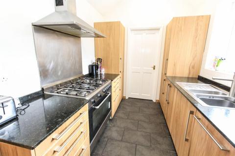 6 bedroom terraced house to rent, £140pppw - Gladstone Terrace, Sandyford