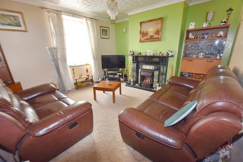 3 bedroom end of terrace house for sale, Fore Street, Barripper