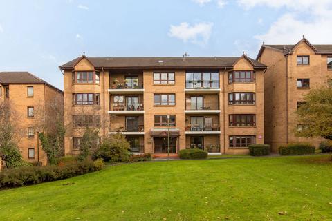 13/2 Craigend Park, Edinburgh, EH16 5XX