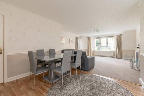 13/2 Craigend Park, Edinburgh, EH16 5XX