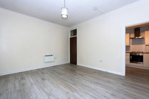 2 bedroom flat to rent, Bruce Street, Clydebank, West Dunbartonshire, G81