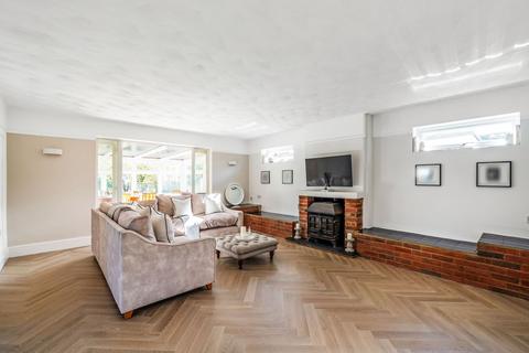 4 bedroom detached house for sale, Hever Avenue, West Kingsdown, Sevenoaks, Kent