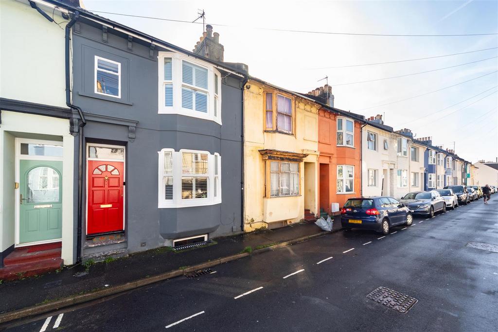 Park Crescent Road, Brighton 2 bed house for sale £475,000