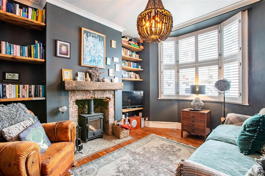 Park Crescent Road, Brighton 2 bed house for sale £475,000
