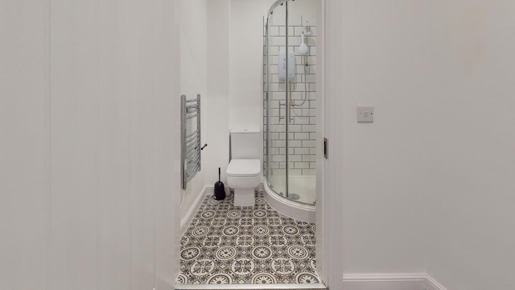Plumptre-Court-F1-Bathroom