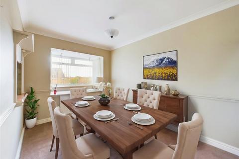 4 bedroom detached house for sale, Whitby Crescent, Nottingham NG5