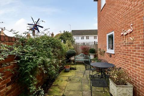 3 bedroom end of terrace house for sale, Henley on Thames,  Oxfordshire,  RG9