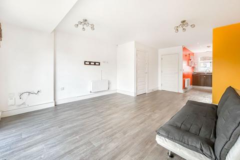 4 bedroom end of terrace house for sale, Paris Court, Stoke-on-Trent ST1