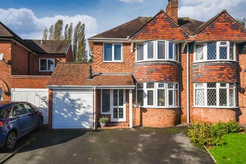 33 Birches Park Road, Codsall, Wolverhampton, WV8 2DT