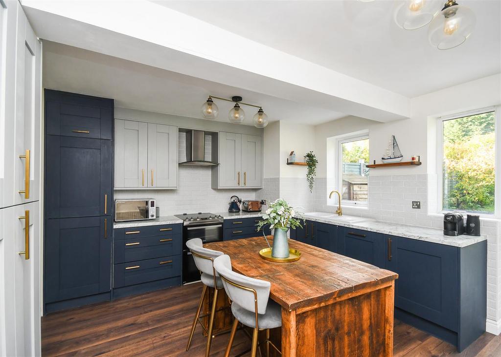 33 Birches Park Road - Kitchen Rev A.jpg