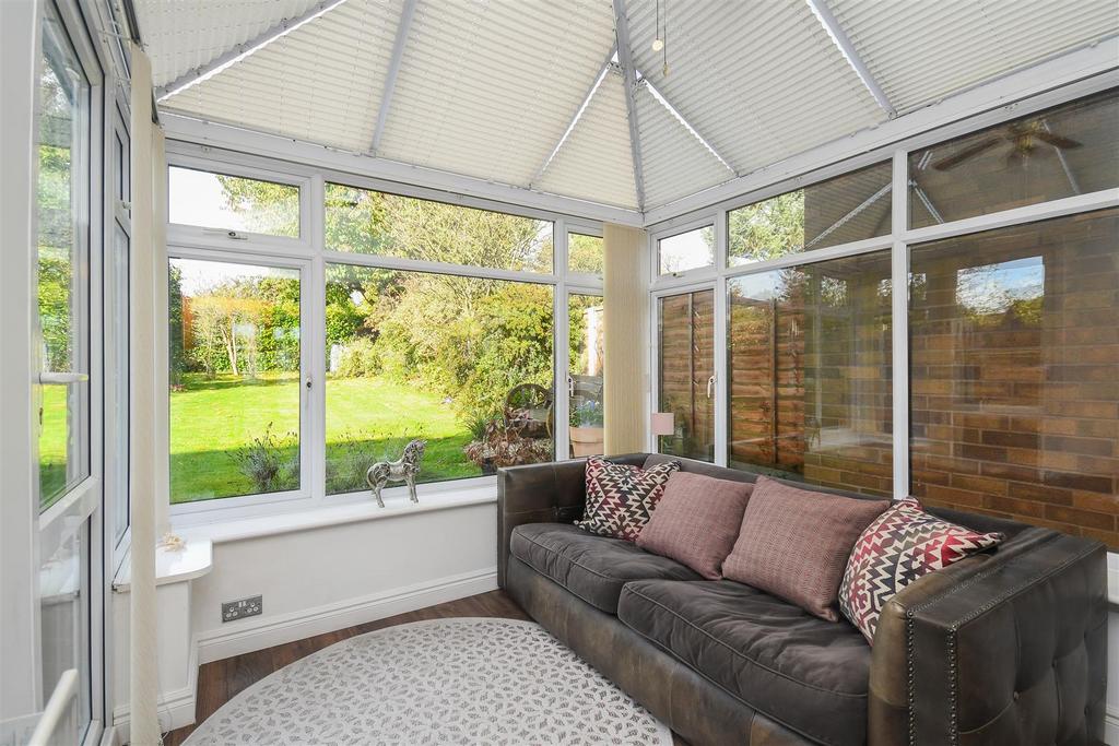 33 Birches Park Road - Conservatory.jpg