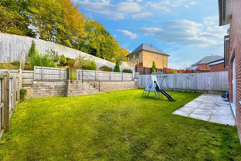 39 Pinfold Drive, Prestwich, Manchester, M25 3EQ
