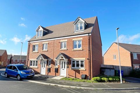 4 bedroom semi-detached house for sale, Lippard Close, Weldon, Corby, Northamptonshire, NN17 3FJ