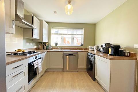 4 bedroom semi-detached house for sale, Lippard Close, Weldon, Corby, Northamptonshire, NN17 3FJ