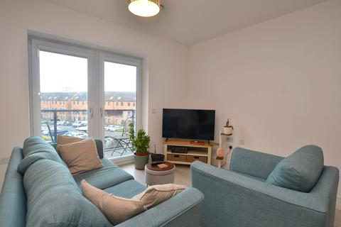 2 bedroom flat to rent, Ocean Drive, Leith, Edinburgh, EH6