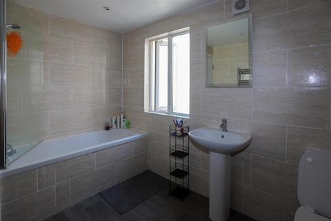 2 bedroom flat for sale, 27 La Colomberie, St Helier JE2