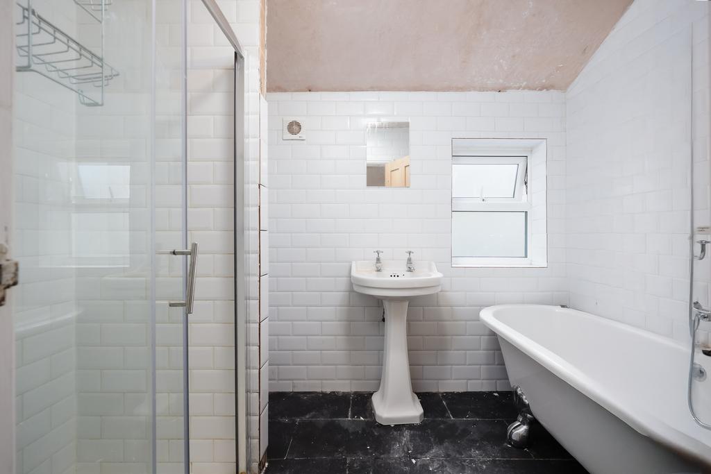 68 Shenley Rd, London SE5 8 NQ-30