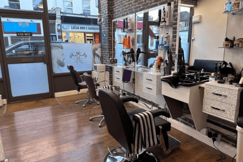 Retail property (high street) for sale, Myddleton Road, Woodgreen N22