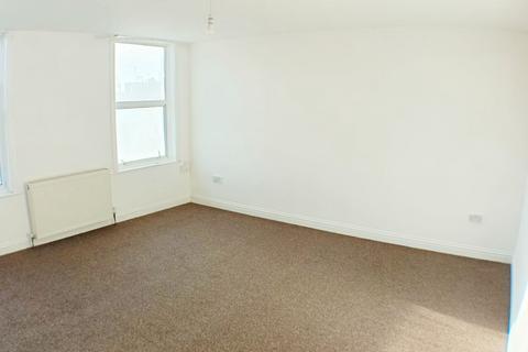 1 bedroom flat to rent, Dock Road, Tilbury RM18