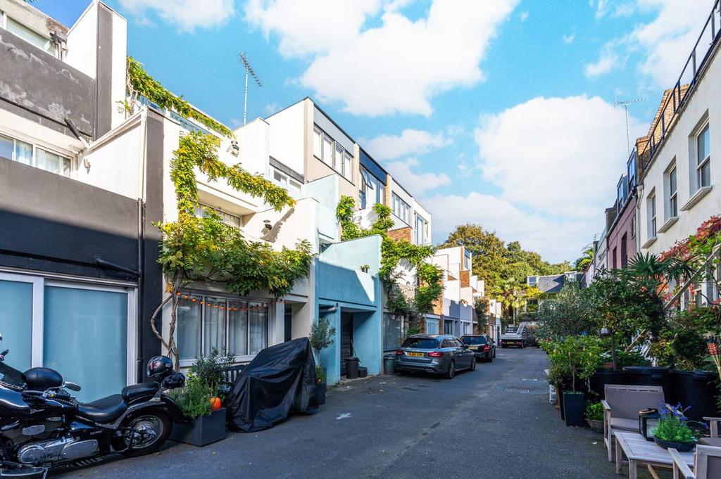 Ruston Mews, Notting Hill Gate... 3 bed house for sale £1,150,000