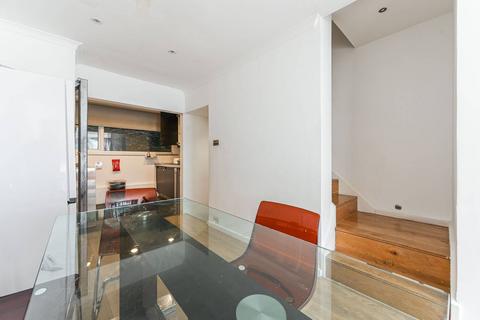 undefined, Ruston Mews, Notting Hill Gate, London, W11