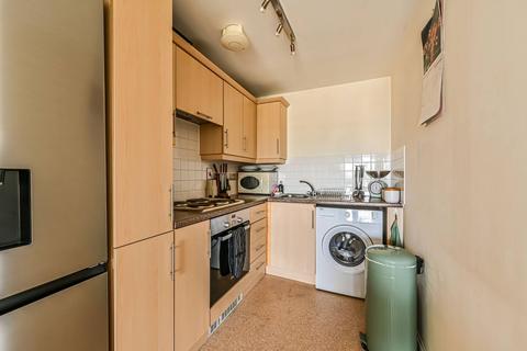 1 bedroom flat to rent, Effra Parade, Brixton, London, SW2