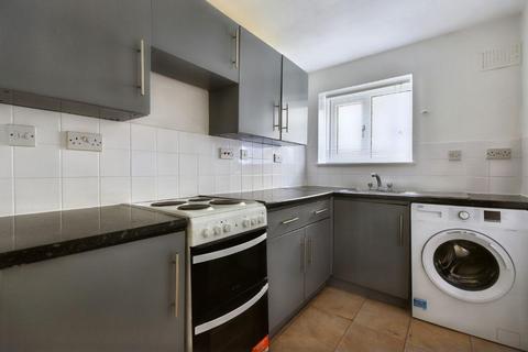 2 bedroom flat to rent, Kilcreggan View, Inverclyde, Greenock, PA15