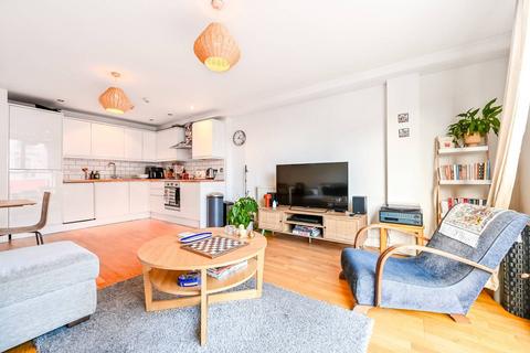 2 bedroom flat to rent, Stoke Newington High Street, Stoke Newington, London, N16