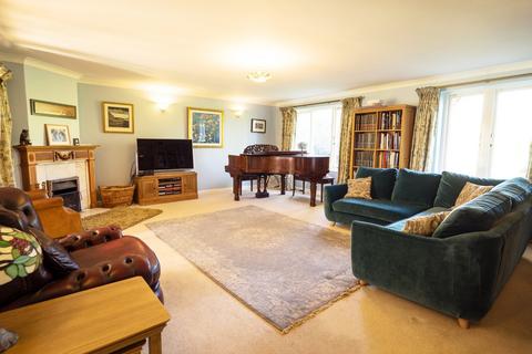 Farne House Armstrong Road, Brockenhurst, SO42 7TA