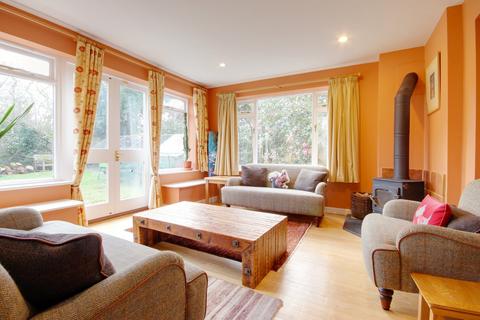 Farne House Armstrong Road, Brockenhurst, SO42 7TA