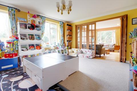 Farne House Armstrong Road, Brockenhurst, SO42 7TA