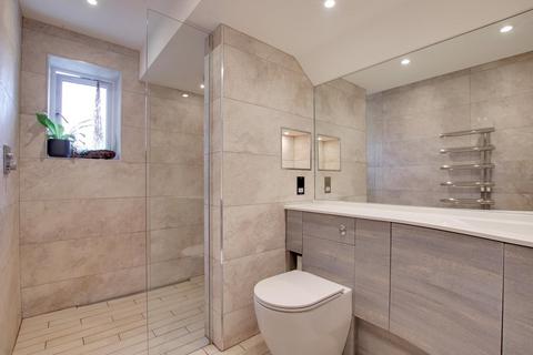 Farne House Armstrong Road, Brockenhurst, SO42 7TA