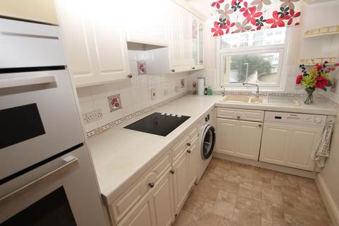 2 bedroom flat for sale, Wilmington Square, Eastbourne, BN21 4DX