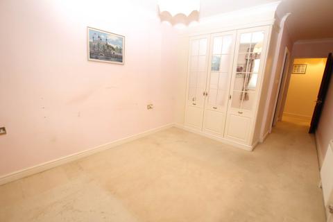 2 bedroom flat for sale, Wilmington Square, Eastbourne, BN21 4DX