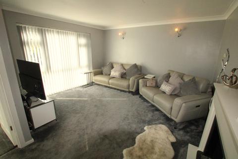 3 bedroom terraced house for sale, The Hoe, Watford WD19