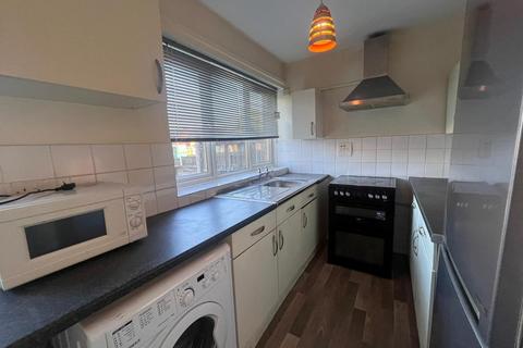 4 bedroom house to rent, Troutbeck Avenue, Manchester