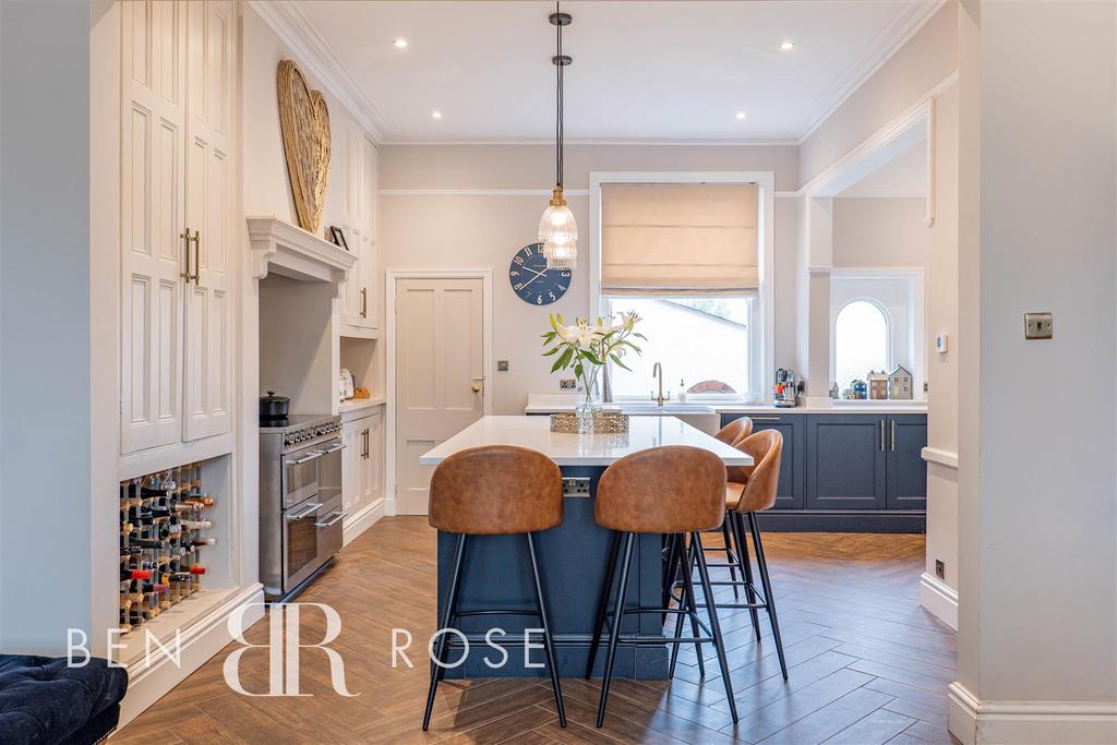 Kitchen/Breakfast Room