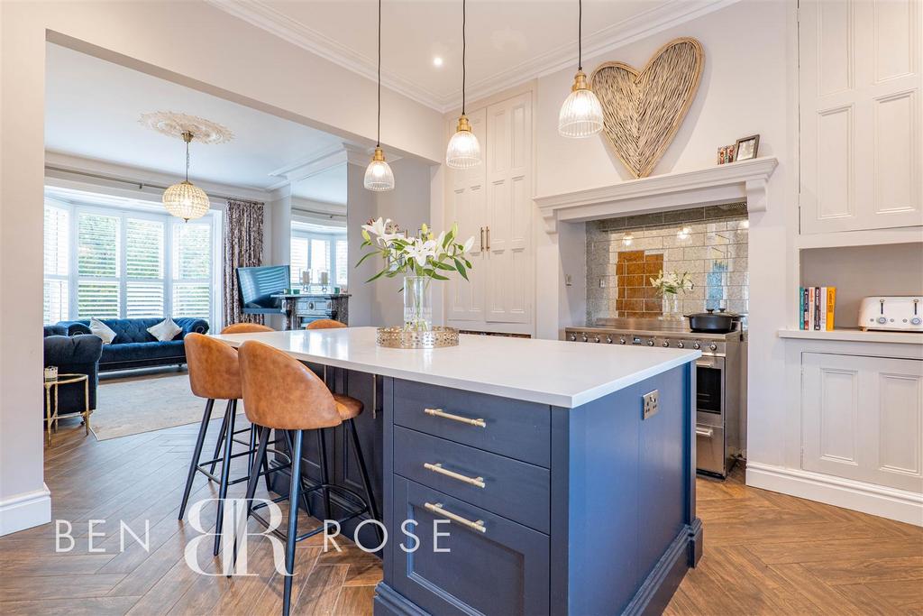 Kitchen/Breakfast Room