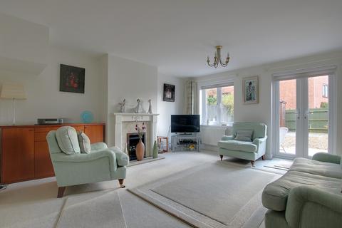 3 bedroom end of terrace house for sale, Romsey