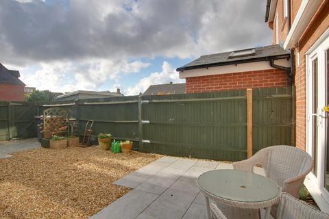 3 bedroom end of terrace house for sale, Romsey