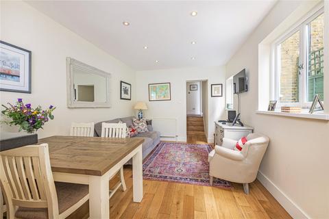 59b Marney Road, London, SW11 5EW