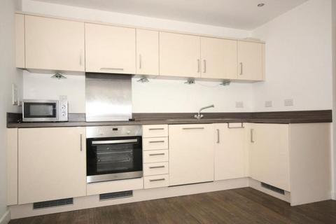 1 bedroom apartment to rent, Nankeville Court, Woking GU22