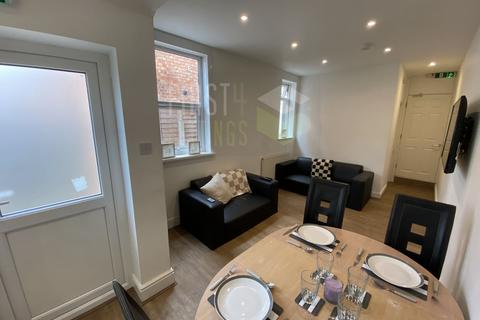 6 bedroom terraced house to rent, Tennyson Street, Leicester LE2