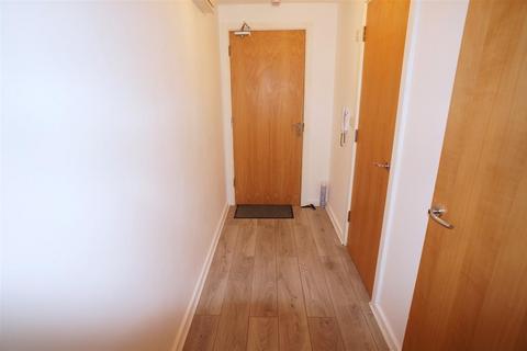 1 bedroom flat to rent, Horsefair, Pontefract