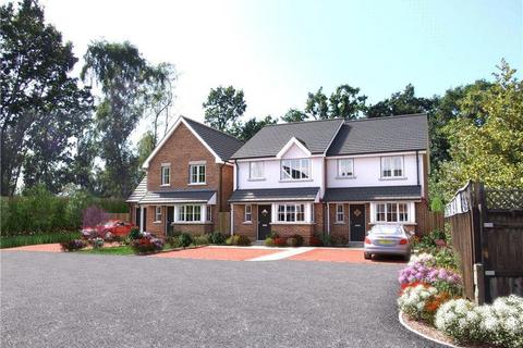 4 bedroom detached house for sale, Noble Close, Farnborough GU14