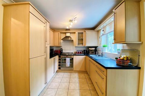 3 bedroom detached house for sale, Limetree Drive, Whitley Bridge, Selby