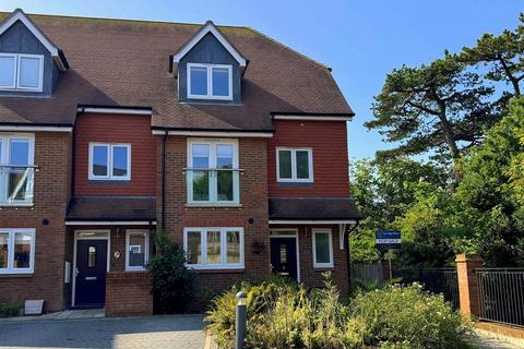 4 bedroom townhouse for sale, Yew Tree Court, Mill Gap Road, Eastbourne