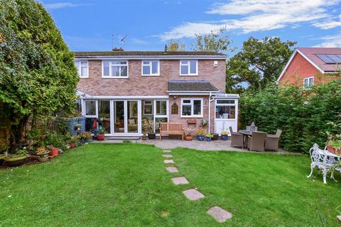 4 bedroom semi-detached house for sale, Fishers Road, Staplehurst, Tonbridge, Kent